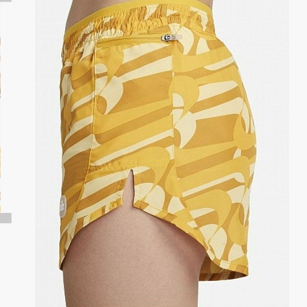 Nike Dri-FIT Icon Clash Tempo Luxe Women's Running Shorts Yellow DQ6117-752 - Picture 6 of 13